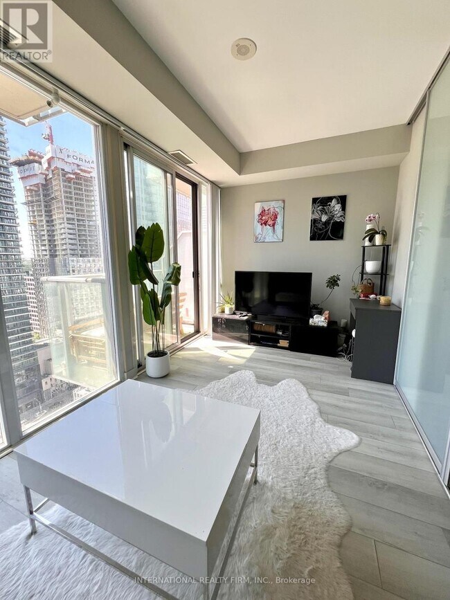 Photo du bâtiment - 126 Simcoe St