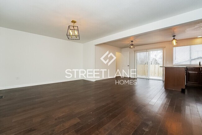 Foto del edificio - Charming 4 Bedroom in Aurora!