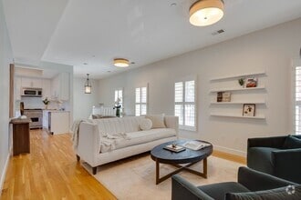Building Photo - 242 Shawmut Ave
