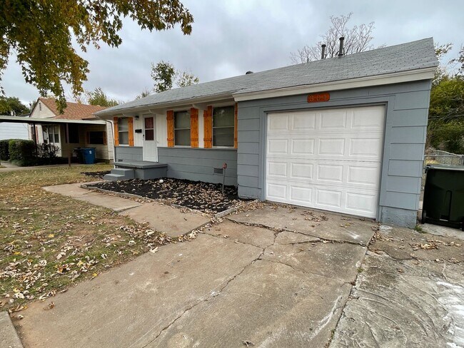 Building Photo - Charming 2bed Home in Midwest City
