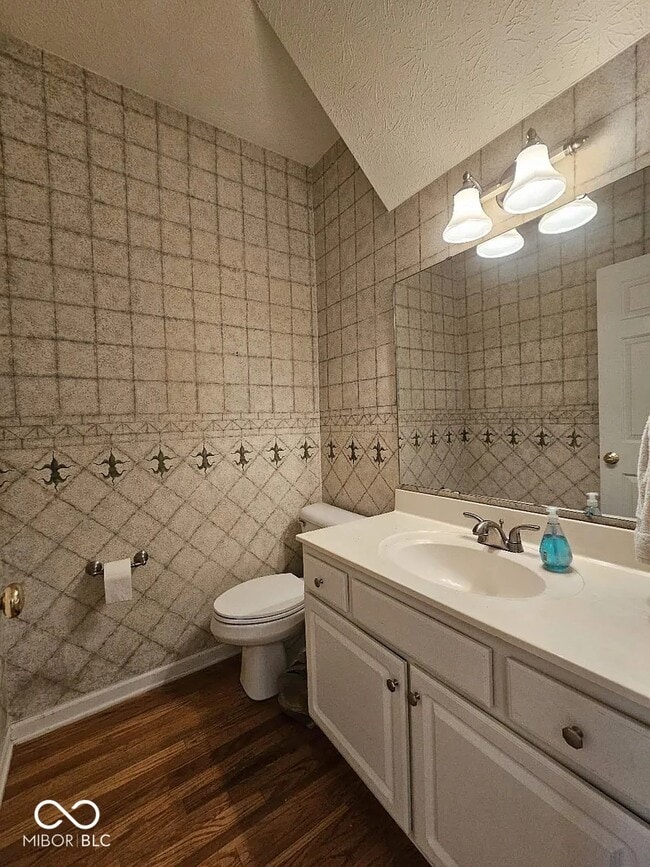 Building Photo - 5757 Spruce Knoll Ct