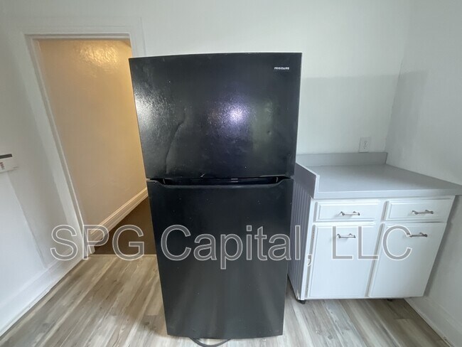 Foto del edificio - 142 W Jackson St