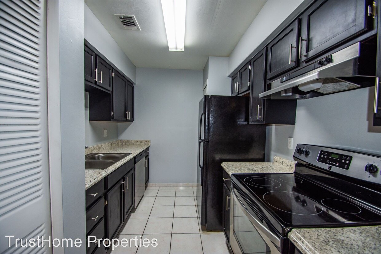 Foto principal - 1 br, 1 bath House - 6130 Curry Ford Road ...