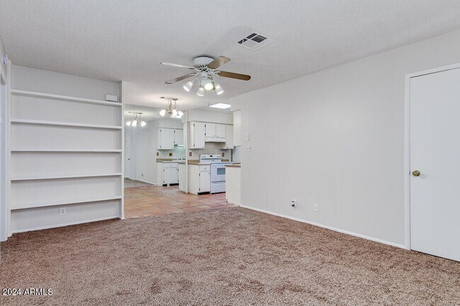 Foto del edificio - 195 N Cottonwood St