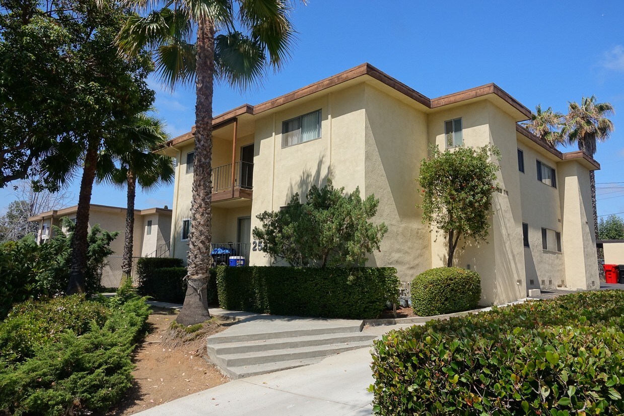 Primary Photo - 253 Alestar St