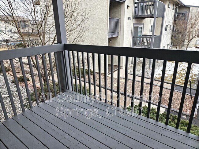 Building Photo - 5030 El Camino Dr