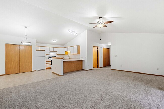 Foto del edificio - Oakridge Apartments