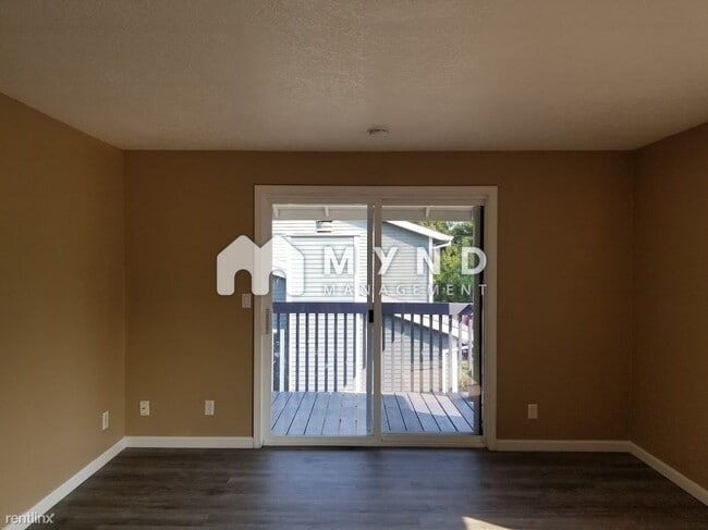 Building Photo - 6 br, 3 bath House - 6300 SW Fisher Ave
