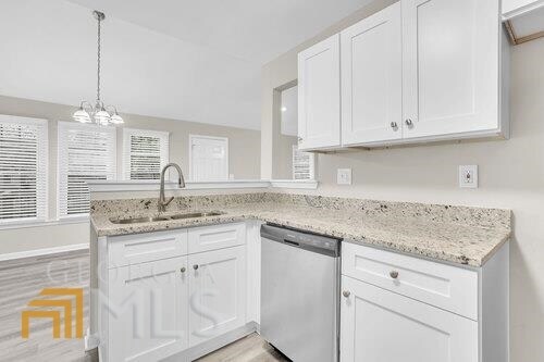 Foto del edificio - 3480 Heatherwood Ct