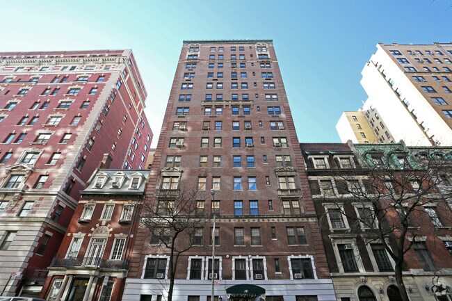 Building Photo - 10 W 86th St