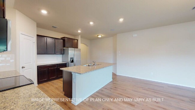 Building Photo - 10901 Hill Ln