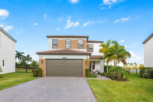 Foto del edificio - 5588 Quiet Lake Pl