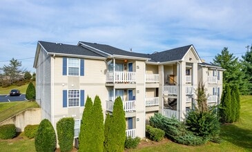 Building Photo - 100 Remington Dr Building Photo - 100 Remington Dr