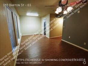 Building Photo - 109 Barton St