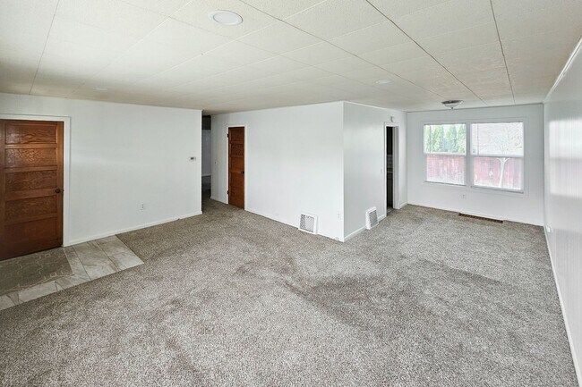 Foto del edificio - ** 1 MONTH FREE ** 2-Bedroom Duplex Unit in the Heart of Richland