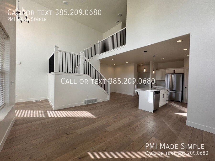 Spacious 4BR Townhome in Lehi with Elegant... Townhome Rentals in