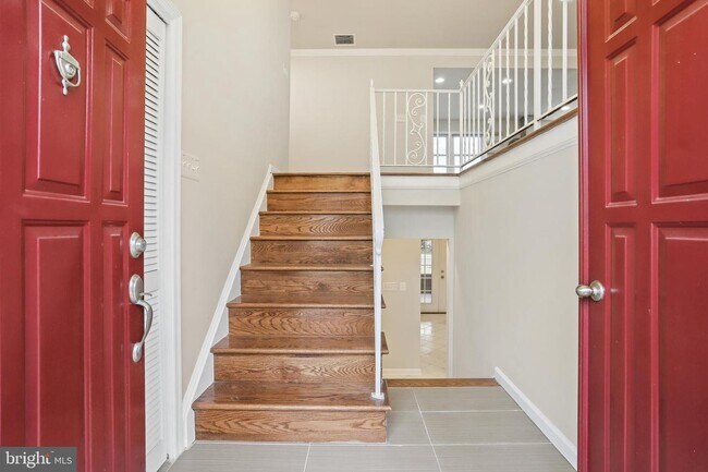 Foto del edificio - 3301 Rose Ln