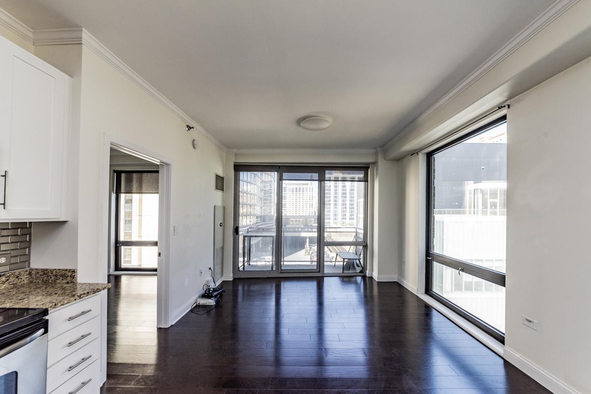 Foto principal - 1 bedroom in Chicago IL 60605