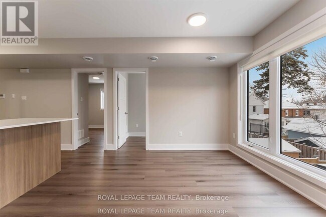 Building Photo - 342 Fifth Ave