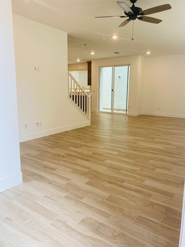 Foto del edificio - 2846 E Tamarind Dr