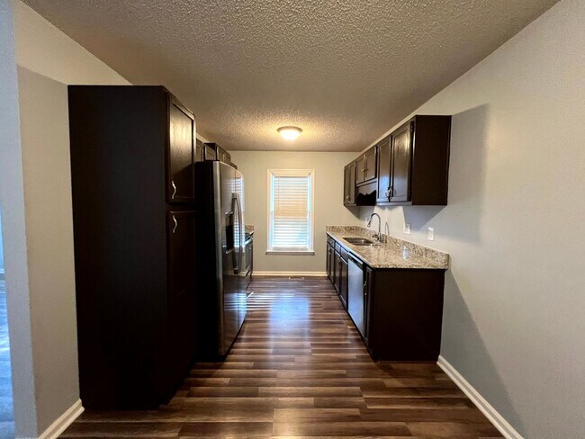 Foto del edificio - 6357 Rhemish Dr