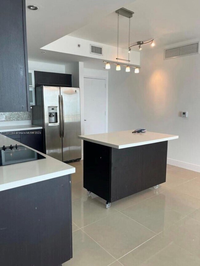 Foto del edificio - 90 SW 3rd St