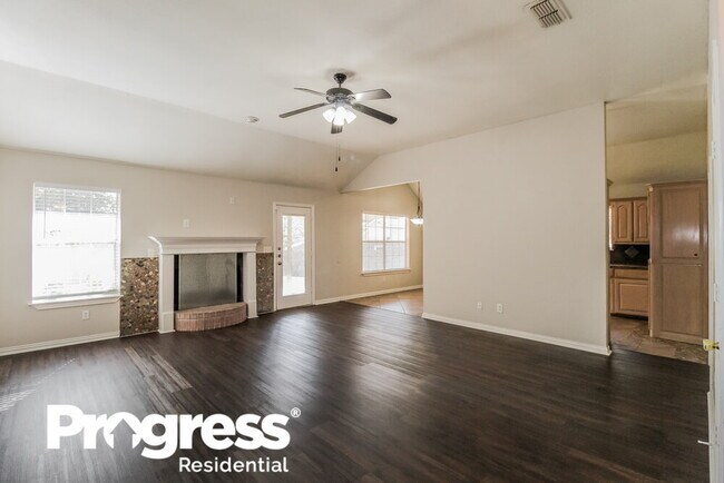 Building Photo - 6325 Hartman Rd