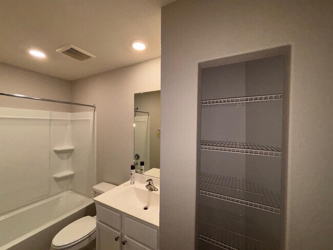 Building Photo - 10539 Copper Ridge Dr