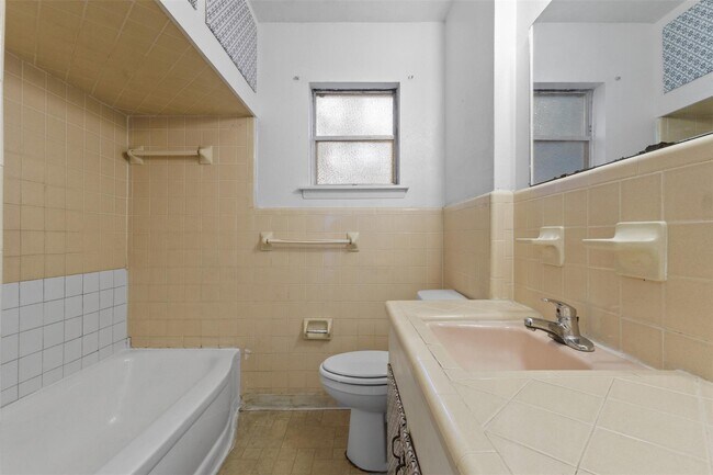Foto del edificio - 8923 Jennie Lee Ln
