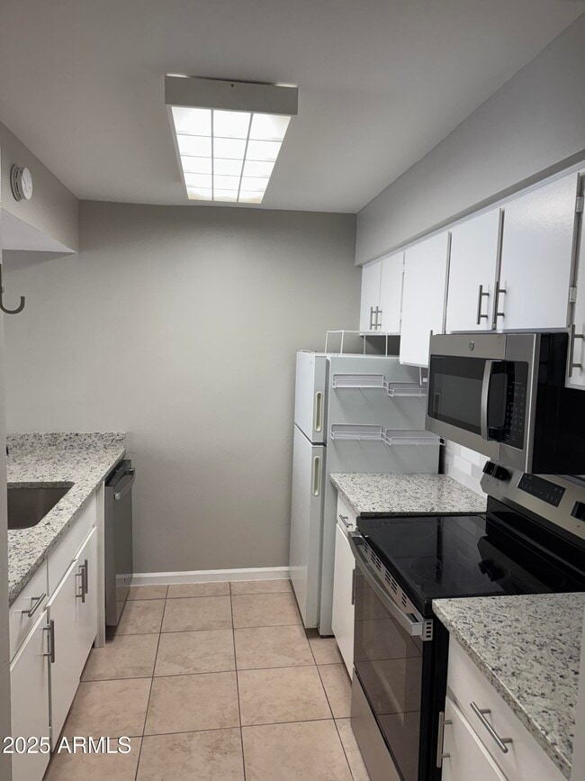 Building Photo - 3313 N 68th St