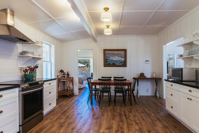 Building Photo - 979 Mokulua Dr