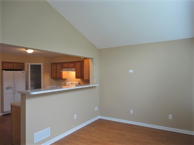 Foto del edificio - 7676 Mourning Dove Ln