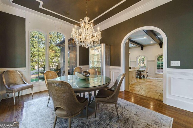 Building Photo - 3245 Town Manor Cir