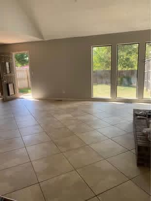 Building Photo - 317 Abilene Ave