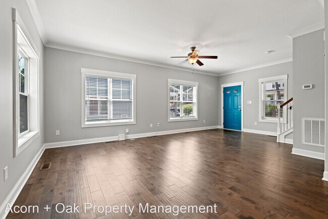 Foto del edificio - 3 br, 2.5 bath House - 114 Hillside Ave