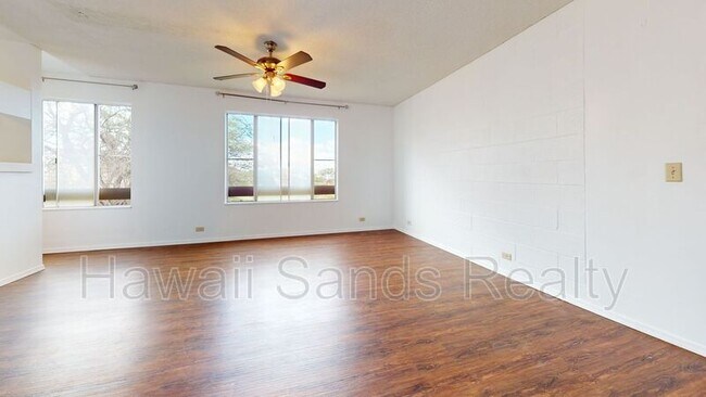 Building Photo - 92-1152-1152 Panana St