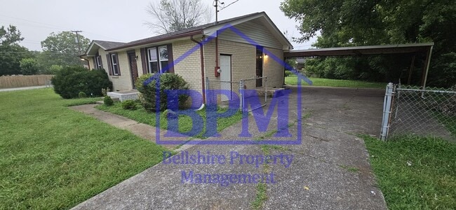 Building Photo - Spacious 4 Bed, 2 Bath Home in Nashville –...