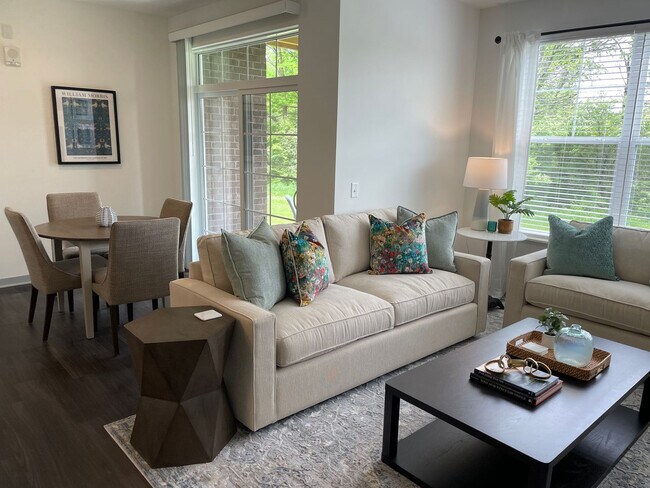 Foto del edificio - 5102 Aldersgate Dr