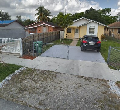 Primary Photo - 15710 NW 45th Ave