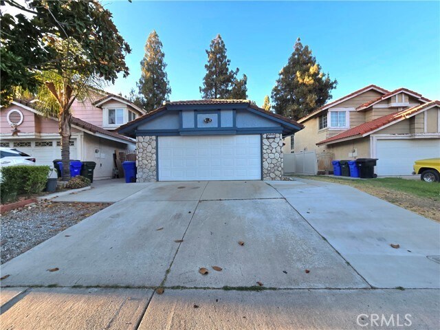 Primary Photo - 14318 Hillcrest Dr