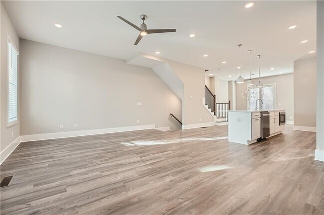 Foto del edificio - 2488 Sycamore Rd NW