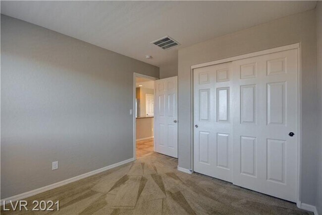 Foto del edificio - Beautiful home located in the heart of Mou...