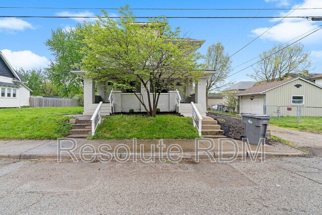 Foto del edificio - 819 Parkway Ave