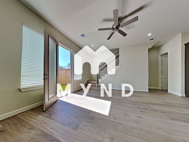 Building Photo - 10526 Executive Lake Dr