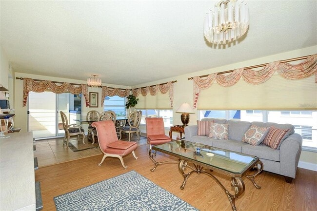 Building Photo - 3804 Gulf of Mexico Dr