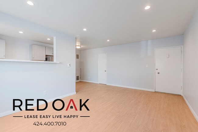 Foto del edificio - 825 Westbourne Dr