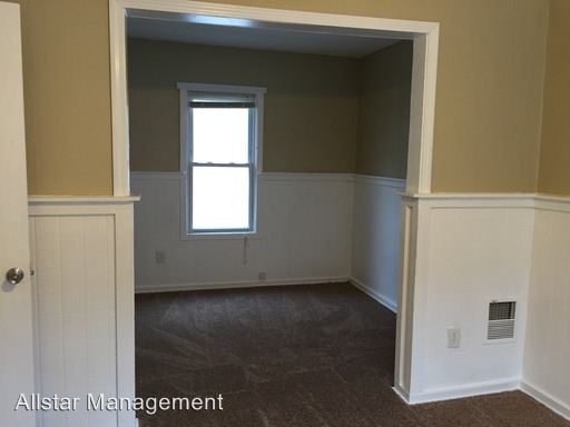 Building Photo - 1484 Rockway Ave