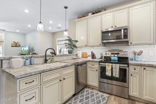 Foto del edificio - 414A W Frontier St