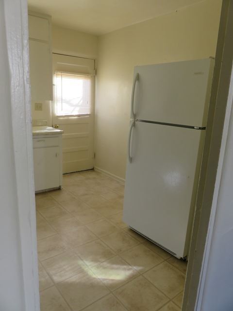 Building Photo - 2 br, 1 bath Apartment - 103 S Bayard