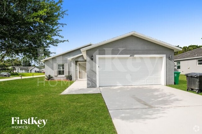 Building Photo - 1497 SW San Sebastian Ave